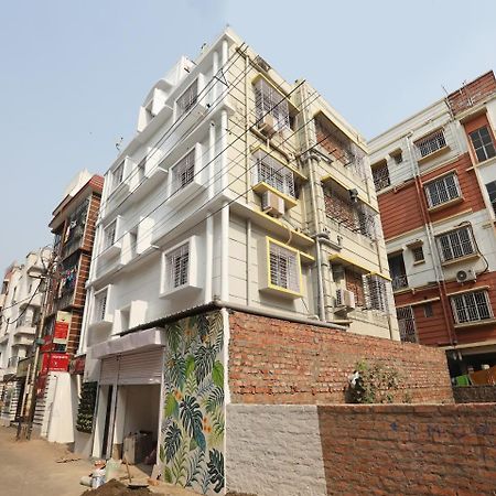 Hotel Oyo 15637 Transit Express Kalkutta Exterior foto